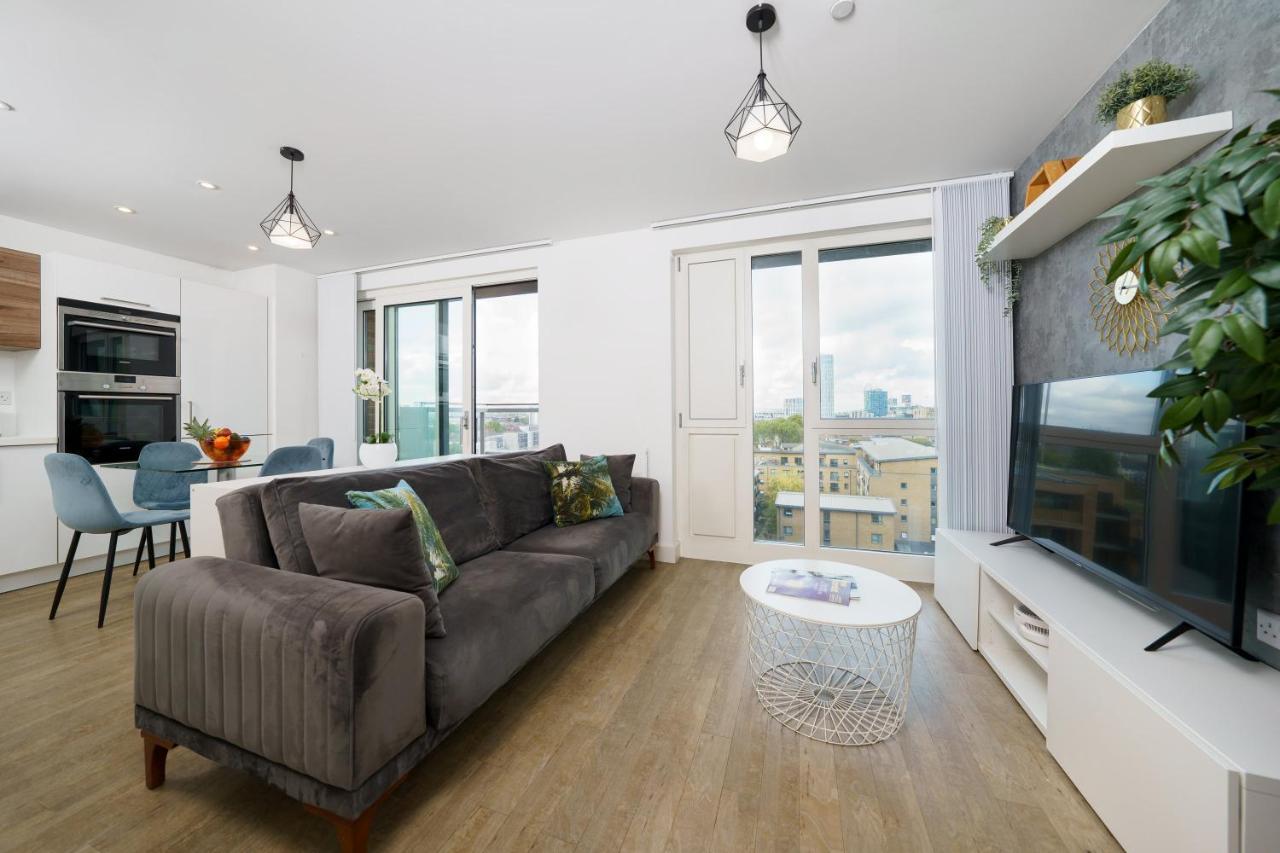 Stylish Fully-Equipped One Bedroom Apartment With Extra Sofa Bed, Free Secure Parking, Onsite Gym, 24Hr Security & Concierge Londres Extérieur photo