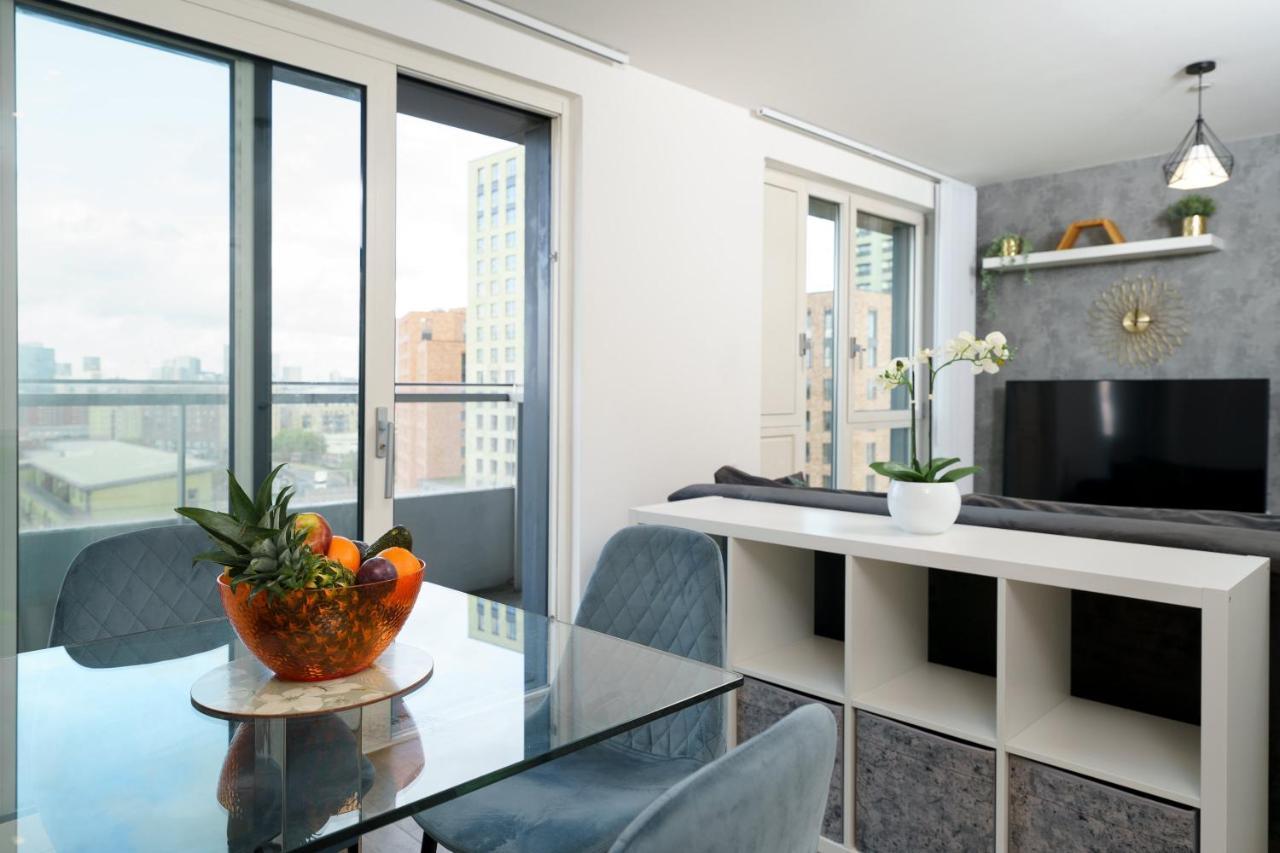 Stylish Fully-Equipped One Bedroom Apartment With Extra Sofa Bed, Free Secure Parking, Onsite Gym, 24Hr Security & Concierge Londres Extérieur photo